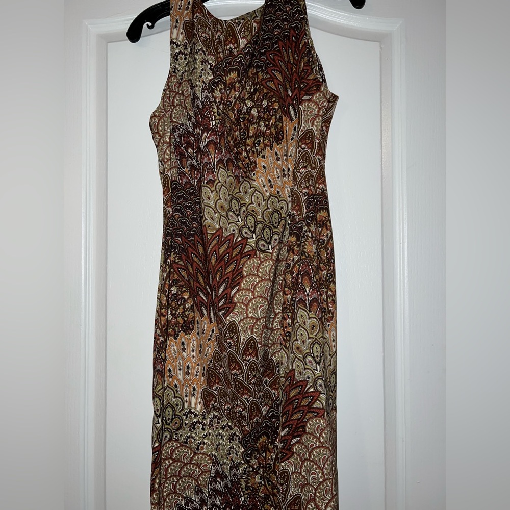 CONNECTED APPAREL SLEEVELESS BROWN FLORAL PRINT